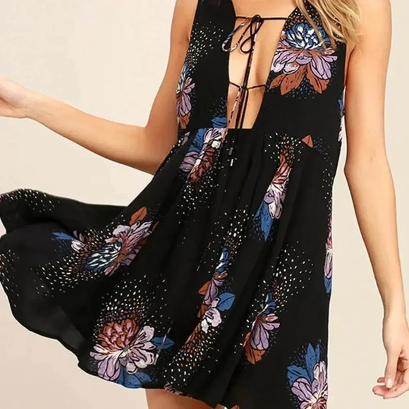 Free People Lovely Day Black Floral Print Dress - Size X-Small - Picture 3 of 8